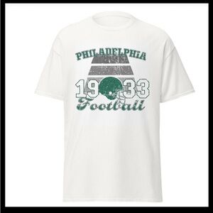Vintage style Philadelphia Eagles Football Graphic Shirt